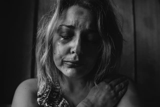 How Does Abandonment Trauma Impact You, And What Ways To Cope With It?