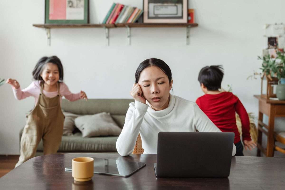 Are You Actually 'Busy' or is it 'Toxic Productivity'? 1 toxic productivity at home